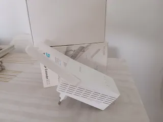 TP-LINK RE210 AC750 Wi-Fi Extender