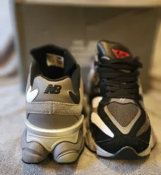 New Balance 9060 Zapatillas Negras y Grises