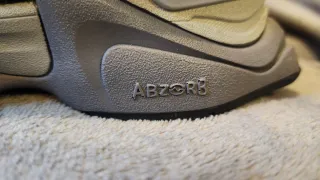 New Balance 9060 Zapatillas Negras y Grises