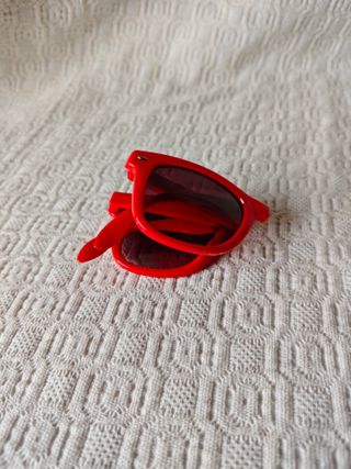 Gafas de sol rojas desmontables + verdes vintage