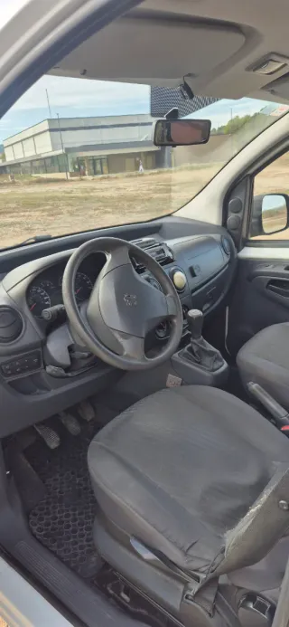 Peugeot Bipper 2008