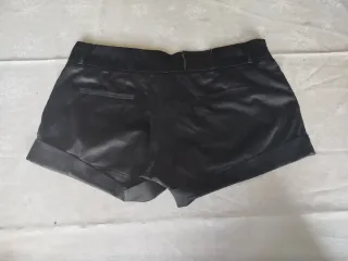 Shorts fiesta raso negro