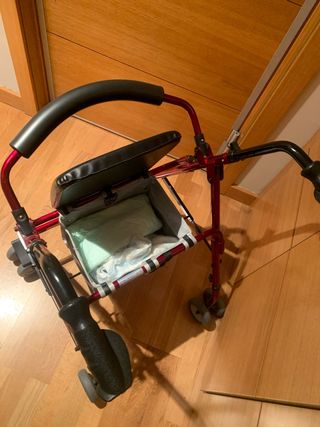Andador Ortopédico Plegable con Frenos