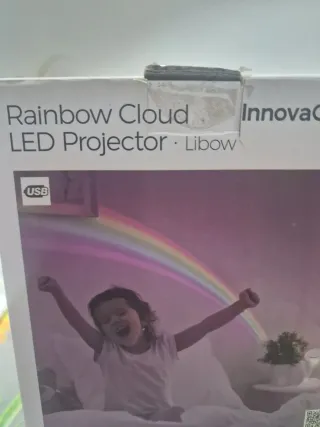 Proyector LED Nube Arcoíris InnovaGoods