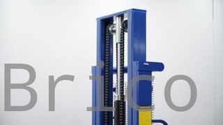 Apilador Manual 1000 Kg - 3000 mm - 16002