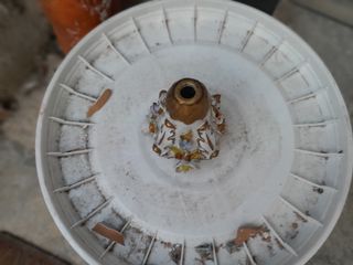 Pomolo in ceramica con fiori