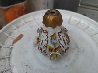 Pomolo in ceramica con fiori