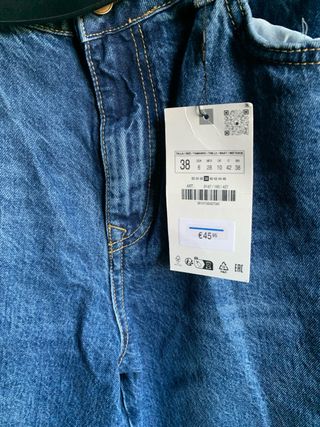 Vaqueros Zara Anchos con Cinturón Cadena