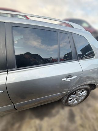 PUERTA TRASERA IZQUIERDA RENAULT KOLEOS I 2.0 DCI