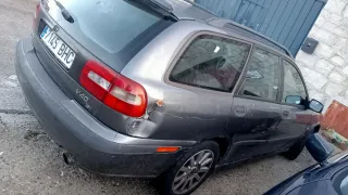 Volvo V40 2001