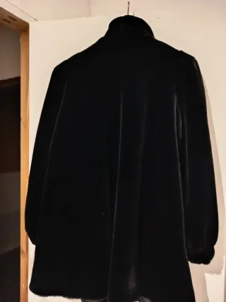 Abrigo Muton Negro Alta Calidad