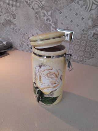 Barattolo ceramica con coperchio