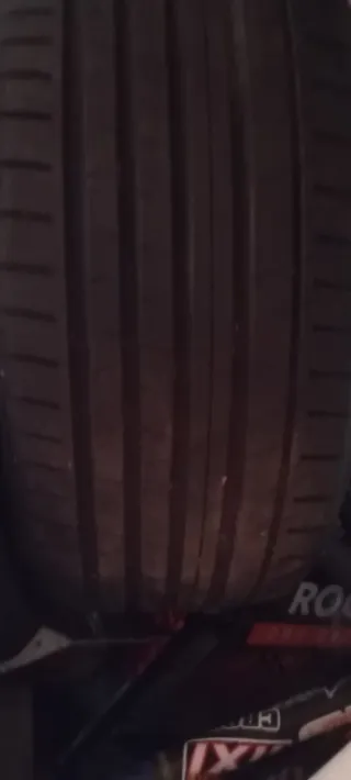 Ruedas 2 llantas 20- 255- 40seminuevas