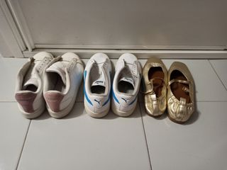 Lote Zapatillas Adidas y Puma Blancas y Doradas