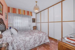Piso en venta en Cervantes en Granada