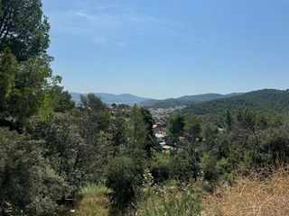 Solar en venta en Castellví de Rosanes