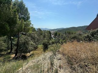 Solar en venta en Castellví de Rosanes