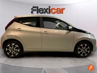 Toyota Aygo 1.0 70 x-play