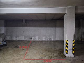 Garaje en venta en Centro - Sagrario en Granada