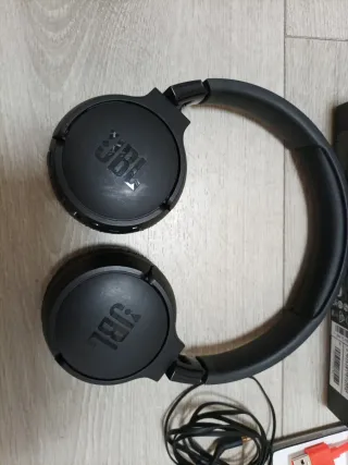 JBL Tune 670 NC Auriculares Inalámbricos Negros
