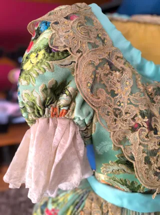 Vestido Fallera Siglo XIX Verde y Oro