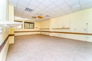 Local comercial en venta en Constitución-El Balconcillo en Guadalajara