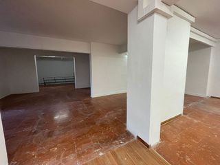 Local comercial en venta en Sant Antoni en Barcelona