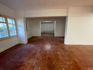 Local comercial en venta en Sant Antoni en Barcelona