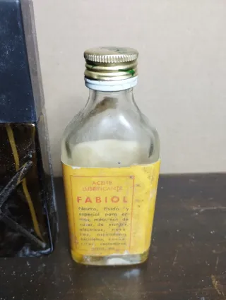 Lote 5 Botellas Farmacia y perfume Antiguas