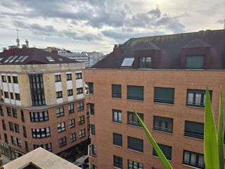 Piso en alquiler en Centro en Gijón
