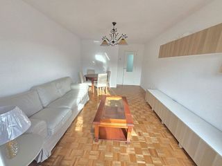 Piso en alquiler en Centro en Gijón