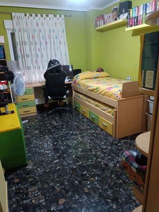 Piso en venta en Santa Cruz - Industria - Polígono Campollano en Albacete