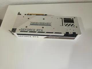 Tarjeta Gráfica Gigabyte RTX 3070 Vision Blanca
