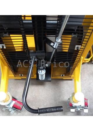 Transpaleta Apilador Elevador de Palets Manual 700 Kg - 1600 mm - 65341 - Mader