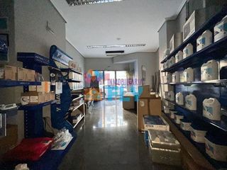 Local comercial en alquiler en Centro en Ourense