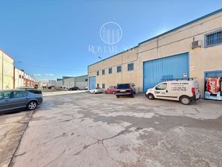Nave industrial en venta en Altos del Olivar - El Caracol en Valdemoro