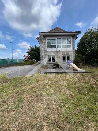 Chalet en venta en La Seca - Los Salgueriños en Pontevedra