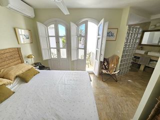 Casa adosada en venta en Nueva Andalucía centro en Marbella