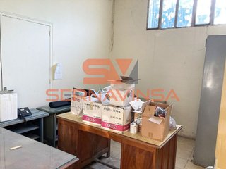 Nave industrial en venta en Palau-solità i Plegamans