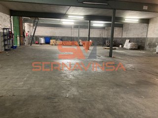 Nave industrial en venta en Palau-solità i Plegamans