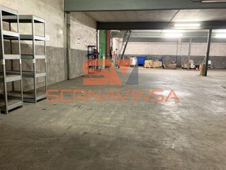Nave industrial en venta en Palau-solità i Plegamans