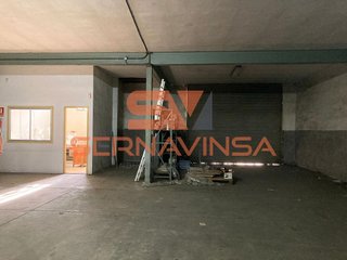 Nave industrial en venta en Palau-solità i Plegamans