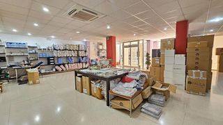 Local comercial en venta en Pueblo Poniente en Benidorm