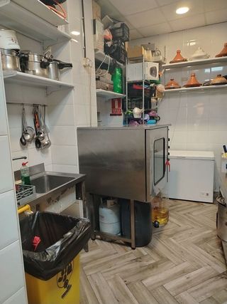 Local comercial en alquiler en Perchel Norte - La Trinidad en Málaga