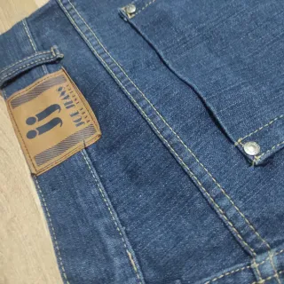 Pantalón vaquero azul