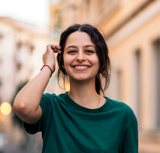 Traductora jurada y especializada en documentos