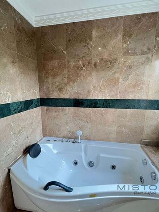 Piso en alquiler en Los Naranjos - Las Brisas en Marbella