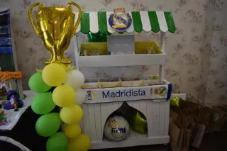 Carro de madera para eventos