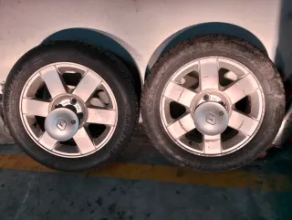 Neumáticos 205/55/16 goodyear nuevos