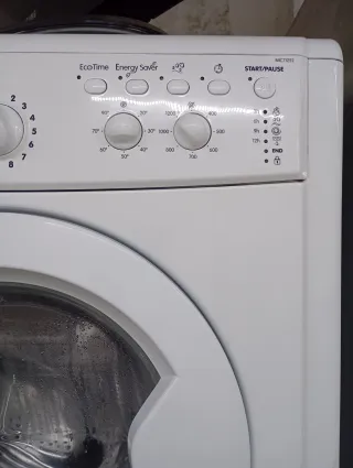 Lavadora Indesit 7kg clase A